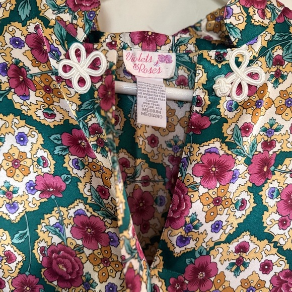 Violets & Roses Floral Satin Style blouse - Picture 4 of 9